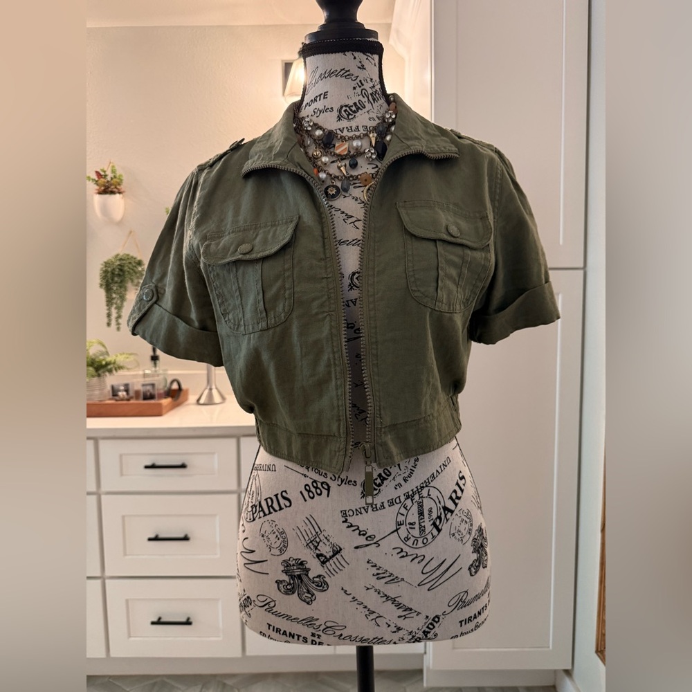 Ashley by 26 International Cropped Utility Jacket-Army Green Size Large